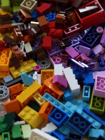 pièces LEGO assorties