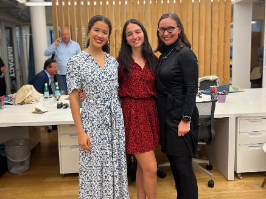 <h3 class='heading-large'>Marketing & Innovation Across Industries</h3><p>Vivaldi New York partners with clients across financial services, healthcare, technology, media, and consumer goods. From Fortune 500s to fast-growth disruptors, Vivaldi Group helps build resilient brands, develop omnichannel customer journeys and marketing, and scale new business models in North America and beyond.</p>